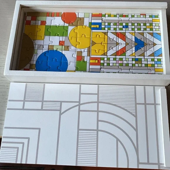 Frank Lloyd Wright Jigsaw Puzzle Set - Picture 3 of 12